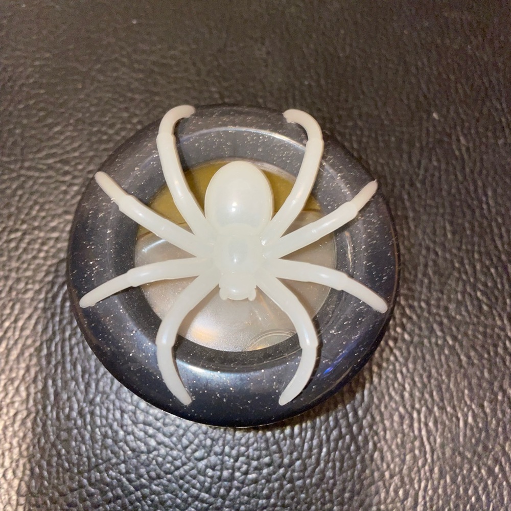 Bath and body works car scent visor clip